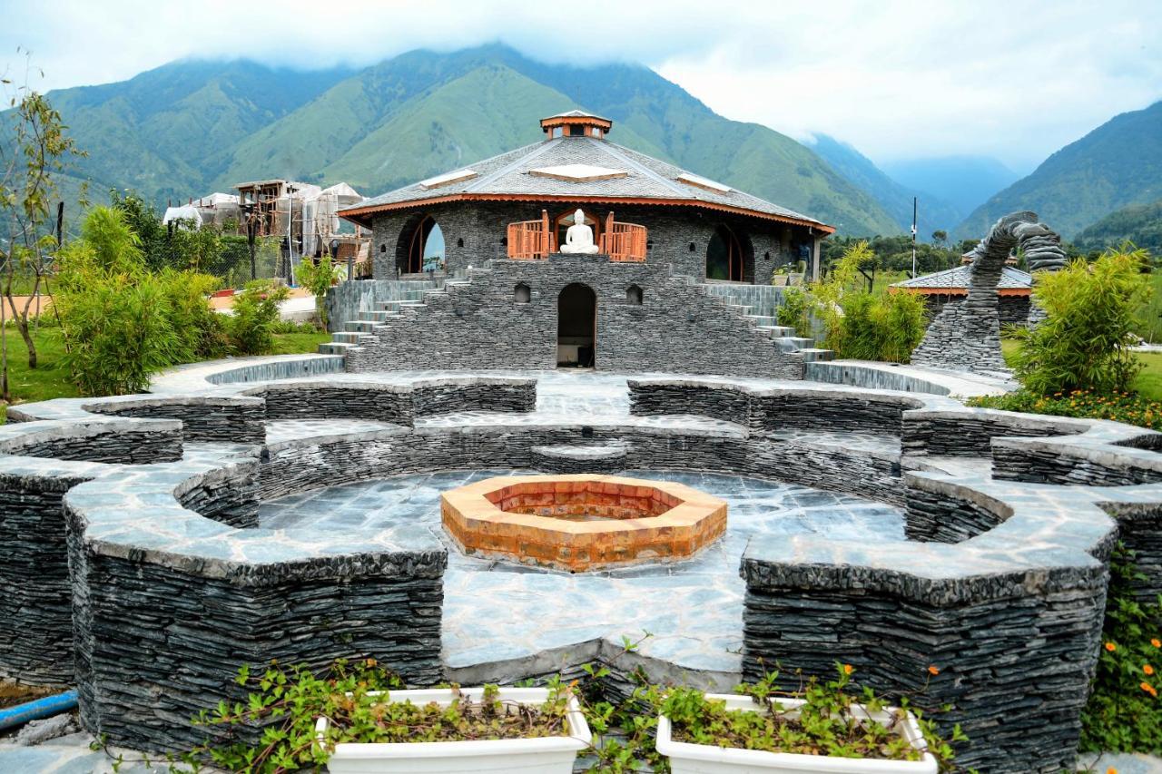 Osho Himalayas Wellness Resort Kangra Exterior photo
