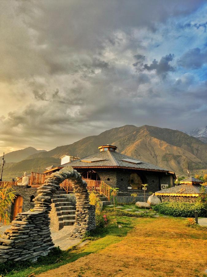 Osho Himalayas Wellness Resort Kangra Exterior photo