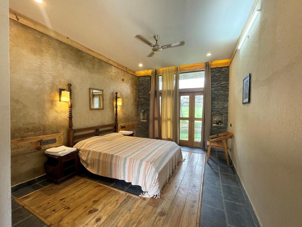 Osho Himalayas Wellness Resort Kangra Exterior photo